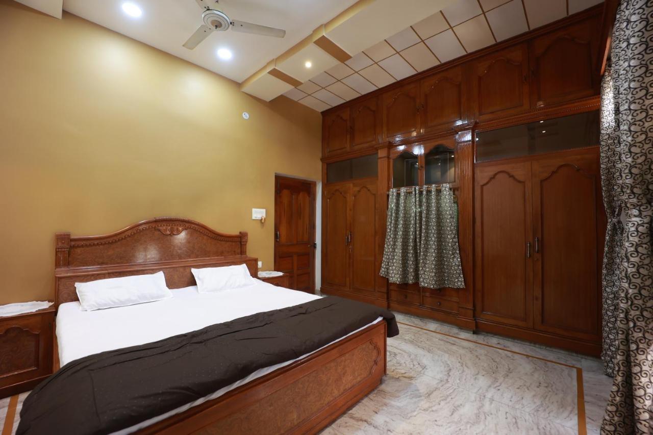 Kapoor Sahab Homestay : It'S A Home Away From Home. Varanasi Exterior foto